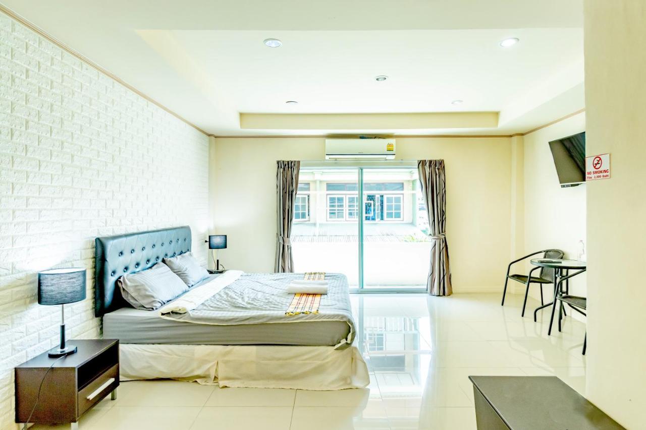 Ice Residence Hotel Bang Sao Thong Esterno foto